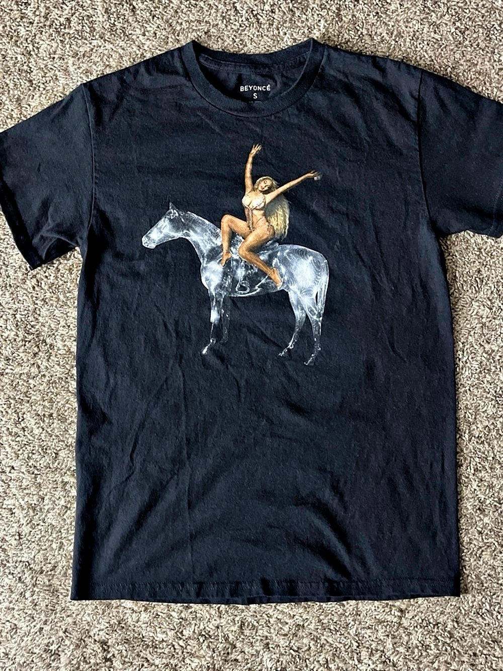Beyoncé Renaissance World Tour Horse Graphic T-Shirt Small